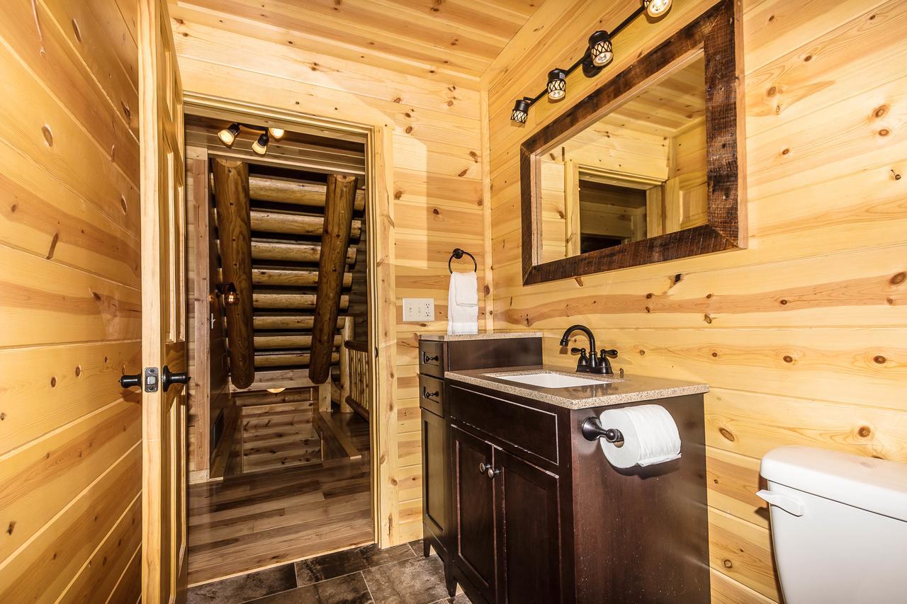 Hocking Hills Cabins & Resort Foxfire Logan Exterior foto